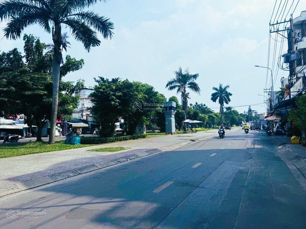 Hẻm xe hơi thông 2 tầng 56m²  3pn  nội thất mới  2 mặt tiền chế lan viên  tân phú  giá 5,x tỷ