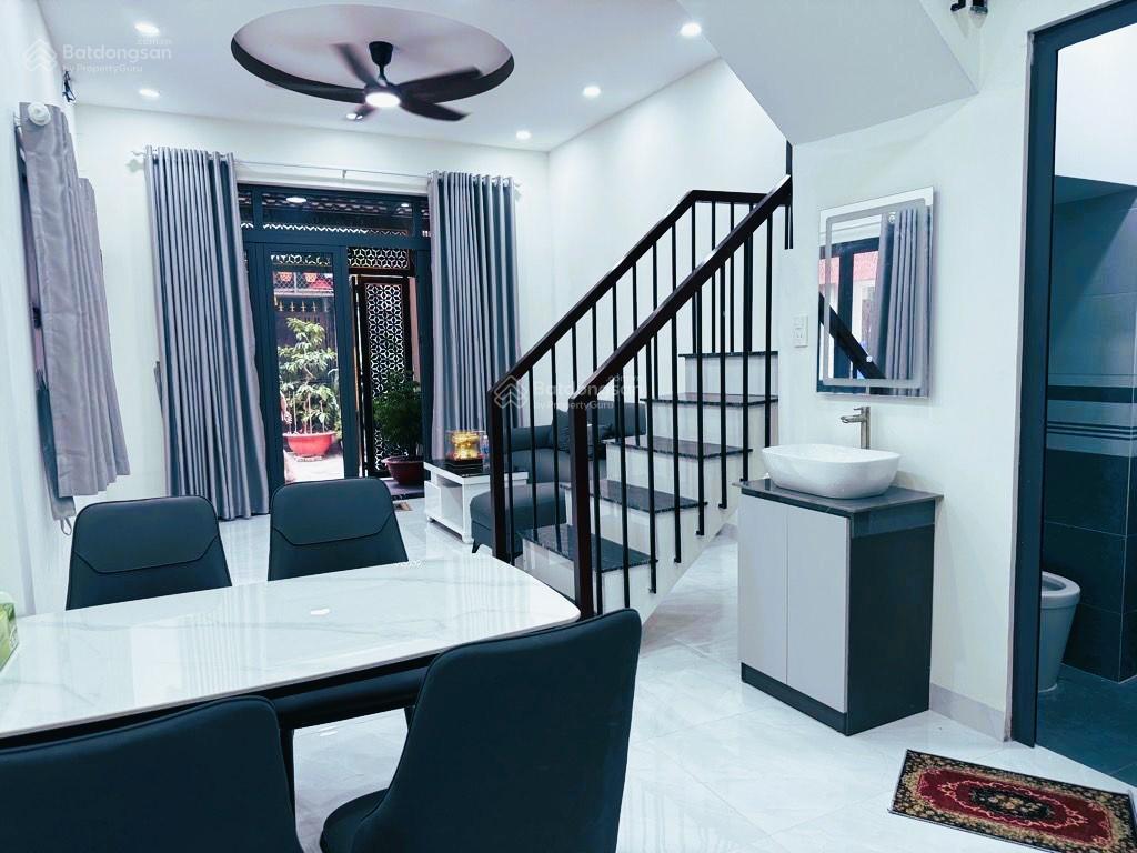 Hẻm xe hơi thông 2 tầng 56m²  3pn  nội thất mới  2 mặt tiền chế lan viên  tân phú  giá 5,x tỷ