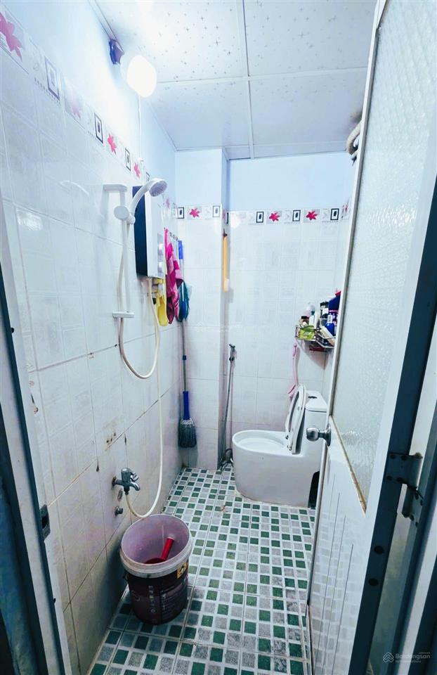 Giảm còn 3.tỷ7|ngang 5,5m dài 9m| xe hơi cạnh nhà|tỉnh lộ 10giáp tên lửaq6sổ hồng chuẩn chỉnh