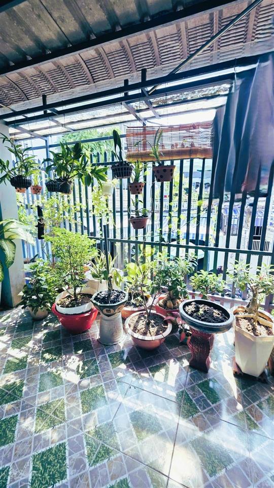 Giảm còn 3.tỷ7|ngang 5,5m dài 9m| xe hơi cạnh nhà|tỉnh lộ 10giáp tên lửaq6sổ hồng chuẩn chỉnh