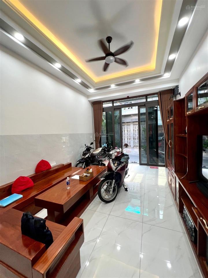 Chỉ cần hơn 6ty có ngay mặt tiền đường 16m51m2 đường số 24  lê văn quới gò xoài ngã tư 4 xã