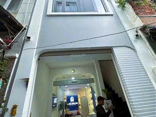 Nhà đẹp 3 tầngnguyễn sơntân phú thiết kế hiện đạinội thất giá trịsát mặt tiềnhết lghc đủ