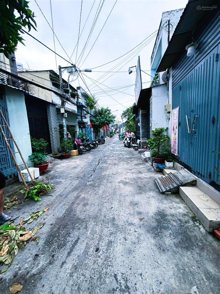 Mặt tiền kinh doanh khu chợ tân hương  tân phúchỉ hơn 6 tiền