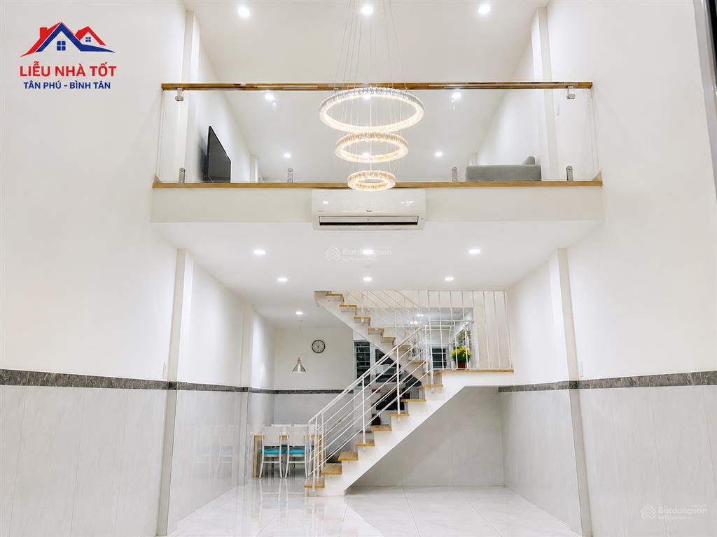 Bán nhà 2 tầng btct mới cứng  hẻm xe hơi nguyễn đỗ cung  lê trọng tấn  nhà xịn chất lừ!
