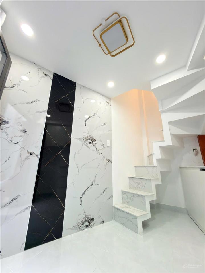 Nhỉnh 1 tỷ nhà riêng 3 tầng tân phú 2pn 3wc full nội thất sổ hồng riêng
