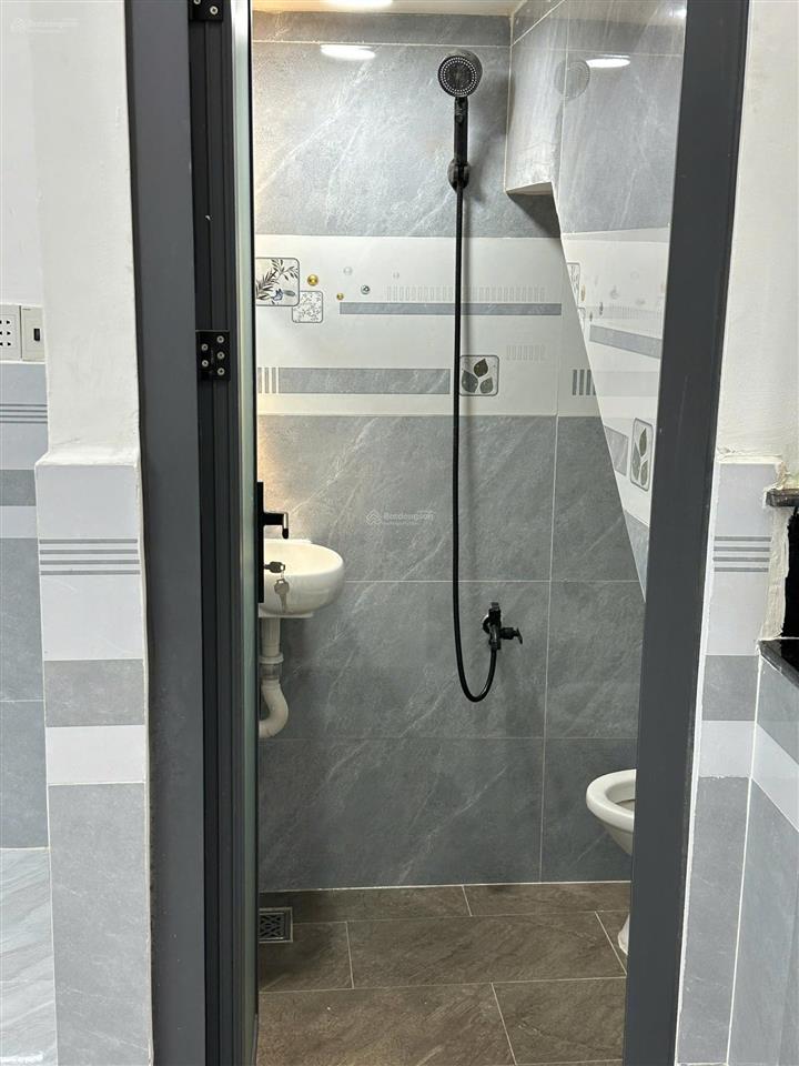Nhà mới đẹp  hẻm 4.5m  đs 18bbhh  giá chỉ còn 4.5 tỷ tl  giáp aeon  tân phú