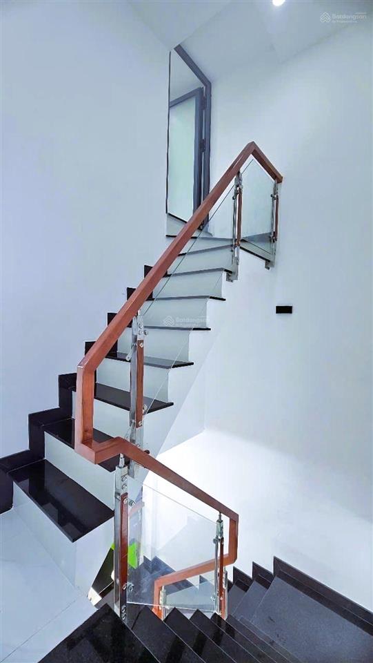 Bán nhà mặt tiền đs 3bkhu bình long nguyễn sơngiáp tân phú48m2hoàn công đủ ko lg5t.ỷ