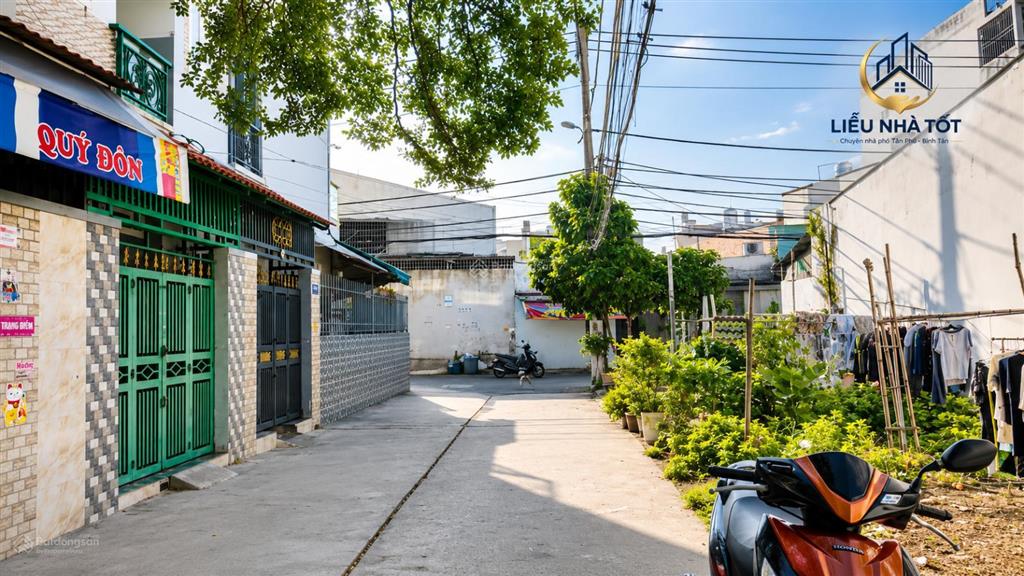 Nhà 4 tầng|đường chiến lược|xe tải tới cửa| gần aeon tên lửa| chỉ hơn 2 đồng/m²|sổ hồng chuẩn
