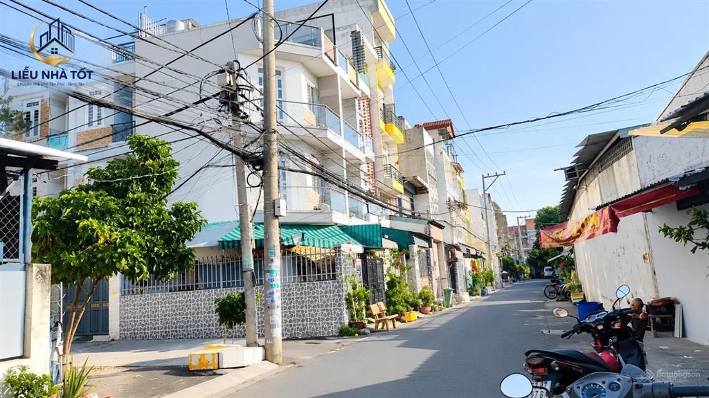 Nhà 4 tầng|đường chiến lược|xe tải tới cửa| gần aeon tên lửa| chỉ hơn 2 đồng/m²|sổ hồng chuẩn