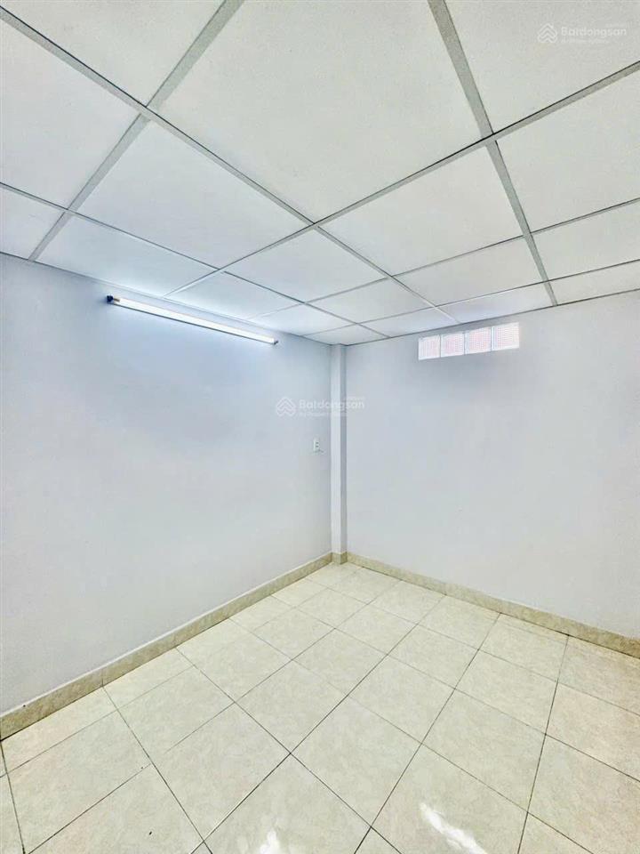 Bán nhà hẻm xe hơi lê văn quới4x8m32m2 cn đủsổ hồng chuẩn chỉnh ko lộ giớichưa tới 4 t.ỷ