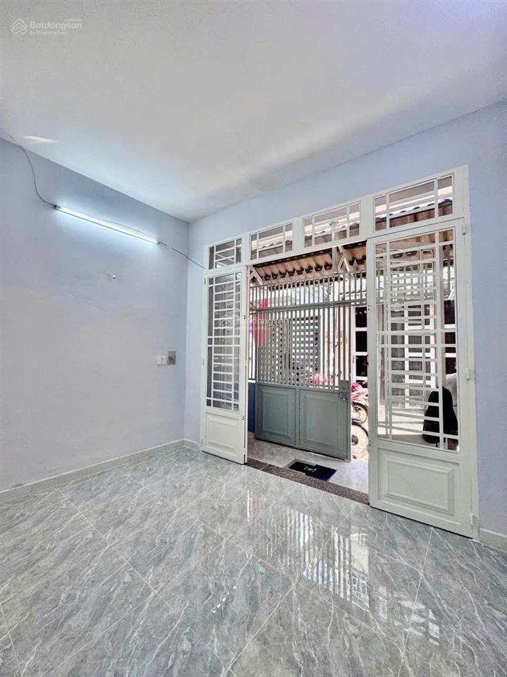 Bán nhà hẻm xe hơi lê văn quới4x8m32m2 cn đủsổ hồng chuẩn chỉnh ko lộ giớichưa tới 4 t.ỷ