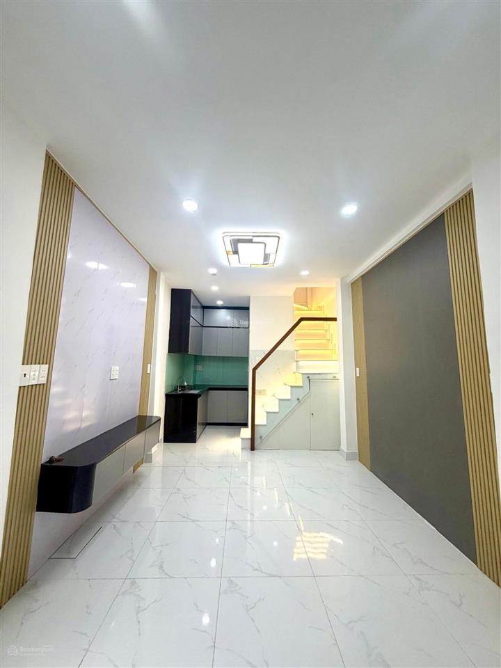Nhà 3 tầng lạc long quân quận 11 mới đẹp | 2pn 2wc | 24m | hẻm xe hơi | nhỉnh 3 t.ỷ|sổ hc chuẩn