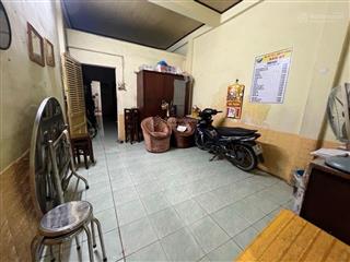 75m2 nhà cũ  ngay mặt tiền đường nguyễn ngọc phương và kề bên bờ kè trường sa