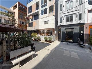 Xe hơi ngủ trong nhà nội khu lê quang định bình thạnh dt 4,1x13m 52m2 4tầng 5pn