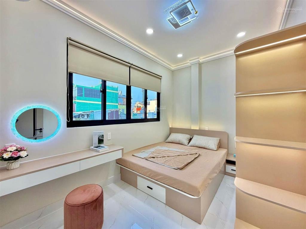 Chỉ 4,95 tỷ cách hẻm xe hơi chỉ 1 căn phan văn trị  bình thạnh ngang 5m, 3pn 3wc 3 tầng btct
