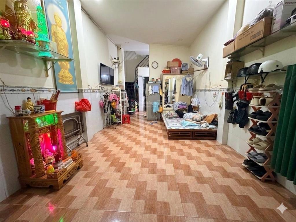 Bùi đình tuý 4 tầng xe hơi đỗ cửa bình thạnh chủ cần bán gấp