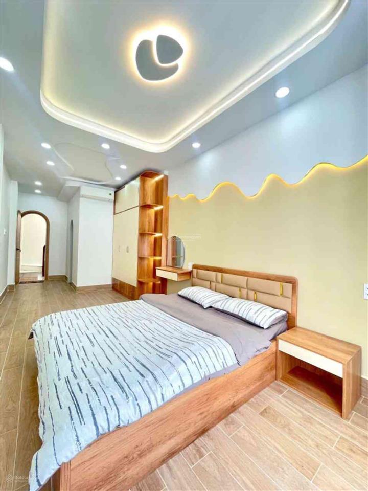Hẻm 4m lê quang định nguyên hồng 5 tầng 32m2 4pn 4wc chỉ 6 tỷ nhỉnh