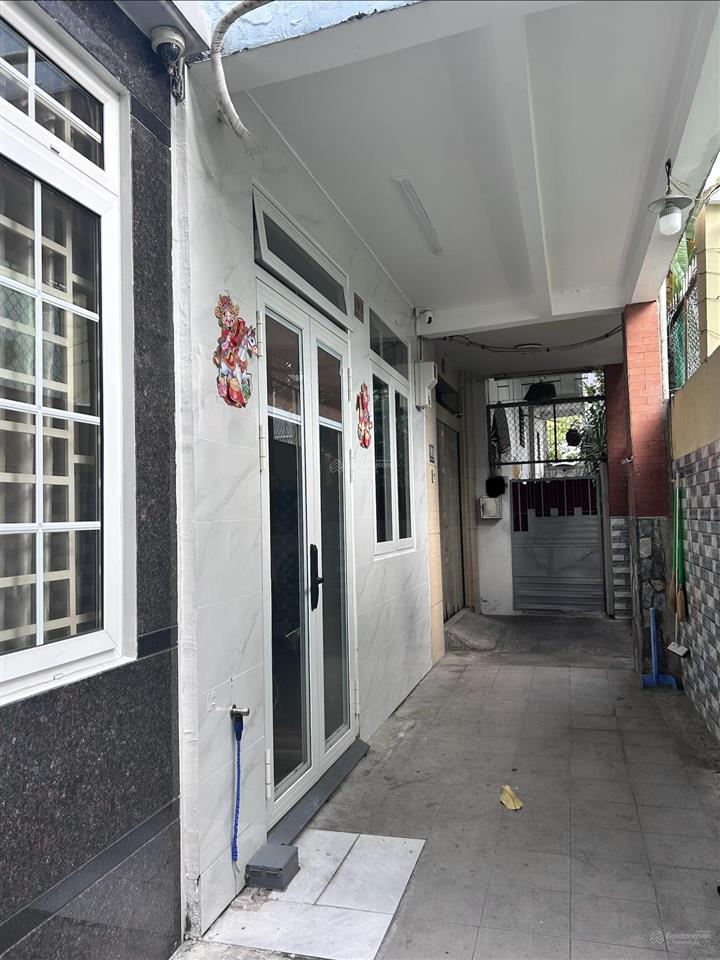 3,4x8,3m trần quốc toảnxuân hòa, quận 3 4 tầng 5pn