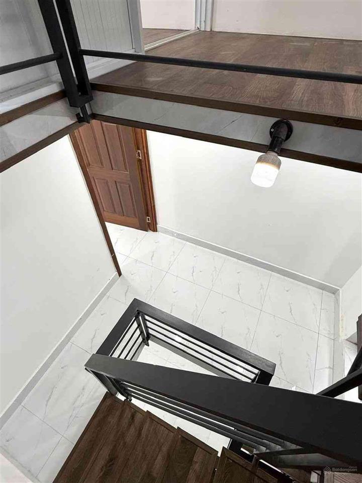 Nguyễn đình chiểu  tân định  quận 1  3 tầng 2pn 2wc