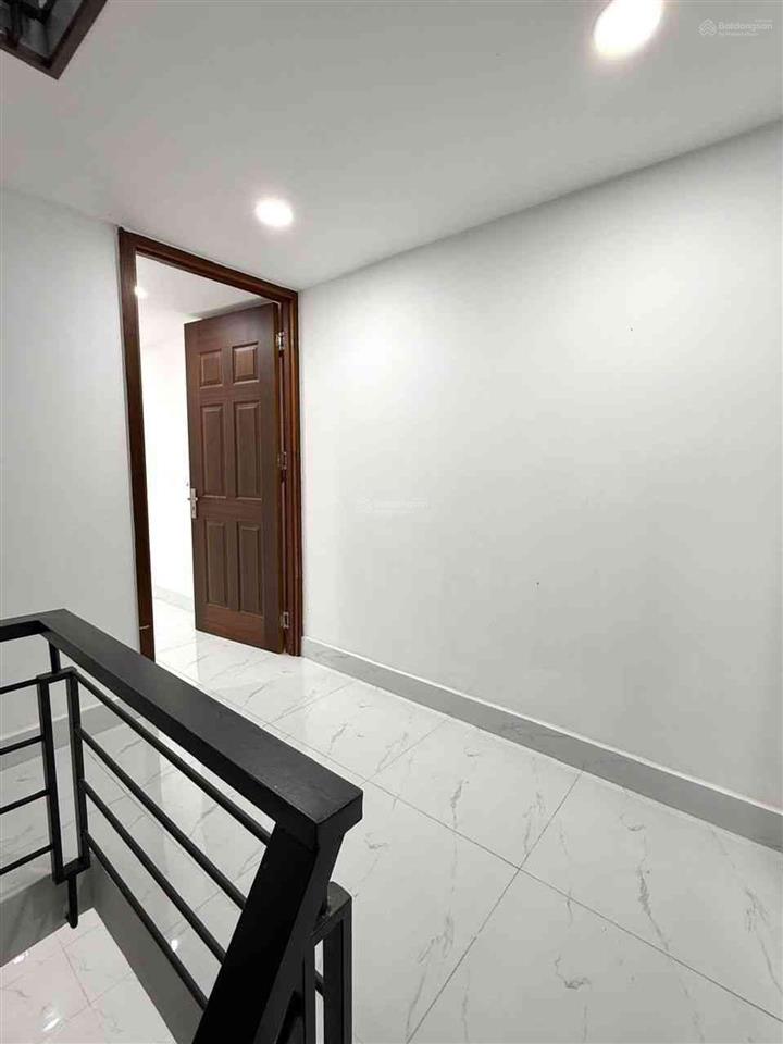 Nguyễn đình chiểu  tân định  quận 1  3 tầng 2pn 2wc