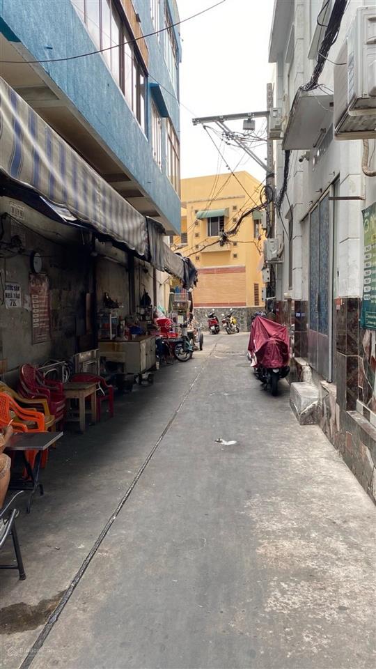 Nguyễn hữu cầu  ngay chợ tân định  hẻm xe hơi thông  4 tầng cực hiếm
