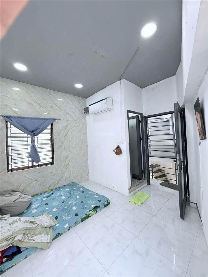 Nguyễn hữu cầu  ngay chợ tân định  hẻm xe hơi thông  4 tầng cực hiếm