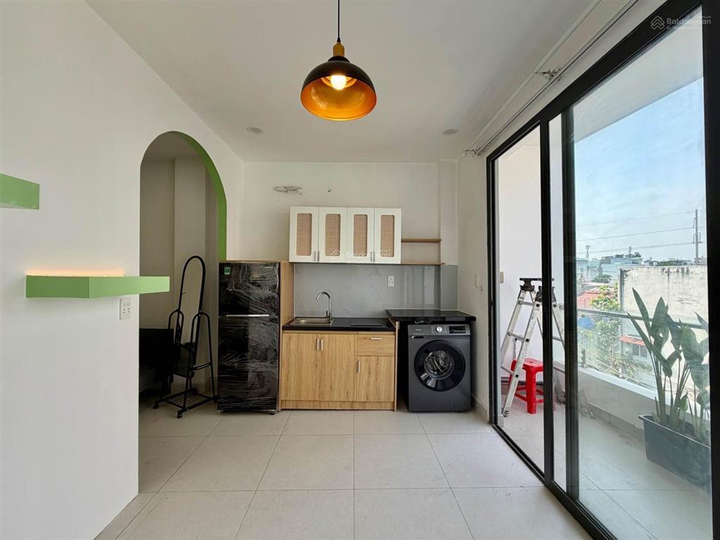 Siêu phẩm chdv 7 tầng  bình thạnh  cho thuê 40tr  có hầm  có thang máy