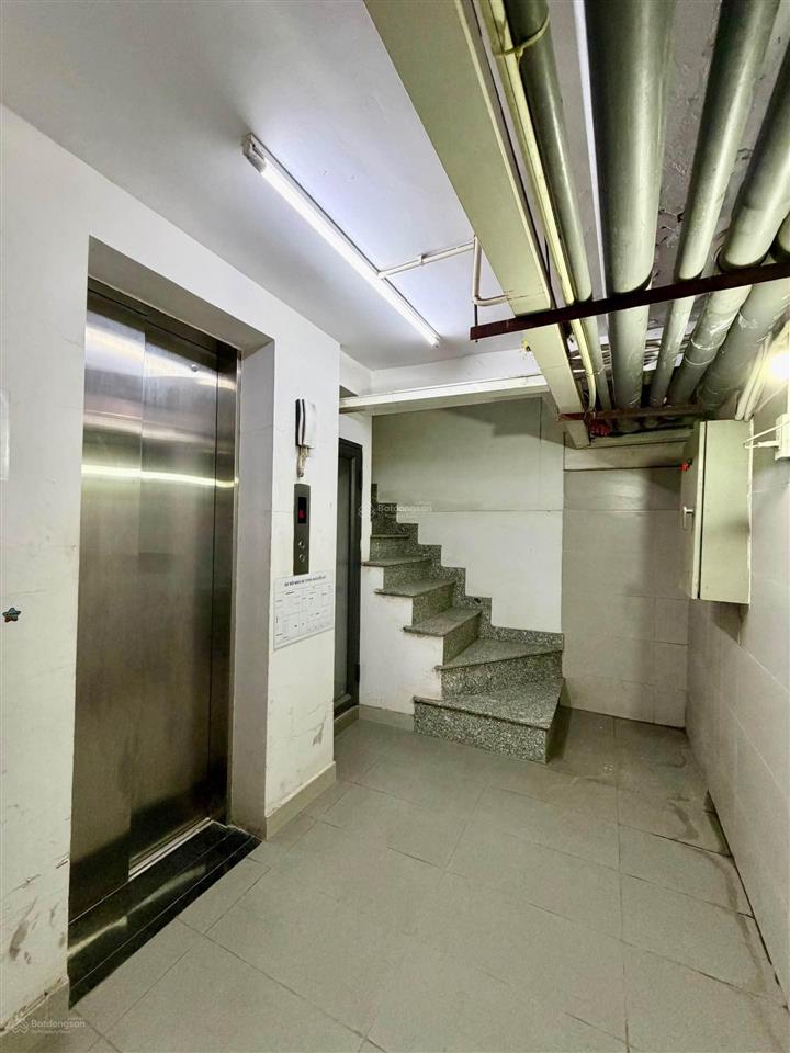 Siêu phẩm chdv 7 tầng  bình thạnh  cho thuê 40tr  có hầm  có thang máy