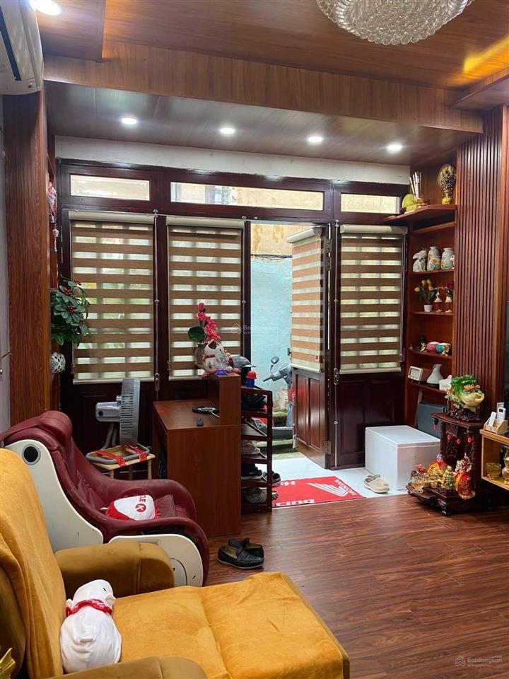 Nhỉnh 6 tỷ ngay góc võ thị sáu, đinh tiên hoàng, nguyễn phi khanh  nhà 2 lầu sổ hồng mới