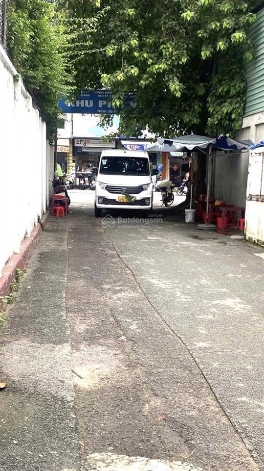 Nguyễn bỉnh khiêm, p. đa kao, quận 1 chỉ 15m ra đường lớn 4 tầng 3pn 2 mặt tiền trước và bên hôn