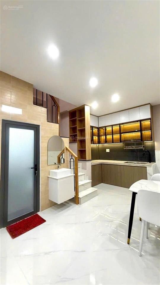 Nhà mới  khu vip nguyễn cửu vân bình thạnh  ngang 4m  2 tầng 2 phòng ngủ đầy đủ nội thất