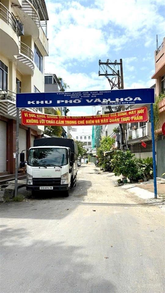 Nhà mới  khu vip nguyễn cửu vân bình thạnh  ngang 4m  2 tầng 2 phòng ngủ đầy đủ nội thất