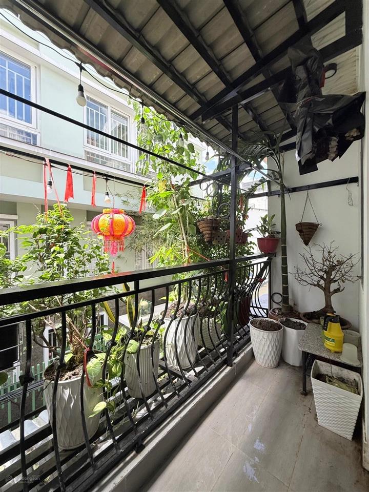 Nhà đẹp hẻm xe hơi 1 trục khu vip lê văn duyệt, gia định 2 tầng 3pn
giảm 400tr chỉ còn 7,x tỷ