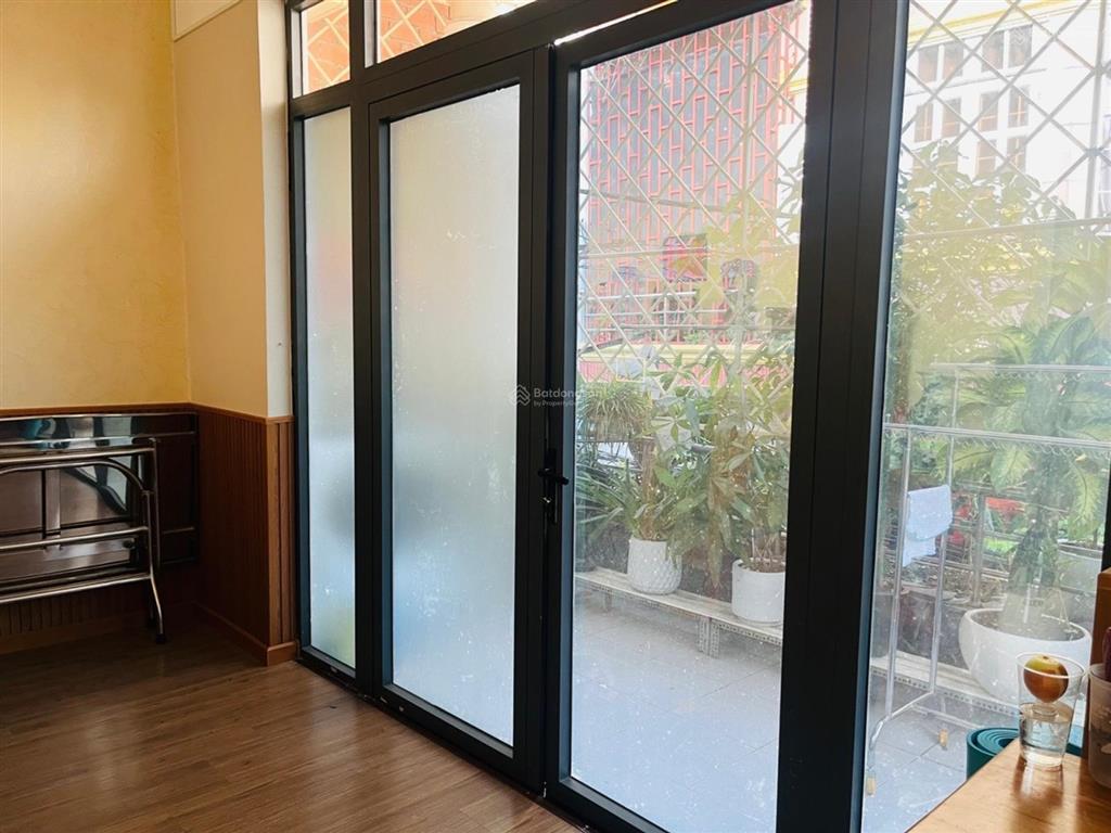 112m2  xe hơi ngủ nhà  nguyễn hữu cảnh  ngang 5m  2 tầng 4pn giảm chào 2tỷ5