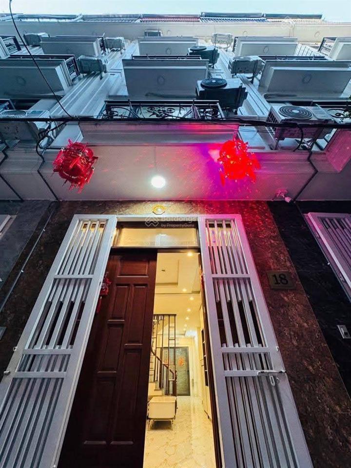 Minh khai, mặt tiền 4m8  2 thoáng, ngõ 3 gác đua. 6.9 tỷ