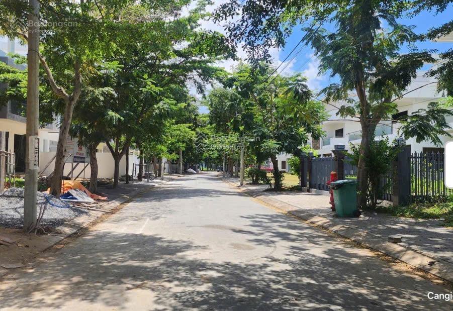 Bán đất mặt tiền dự án phước lộc cần giờ, diện tích 110 m2( 5x22) giá 4,8 ty  0965 004 *** mr huy