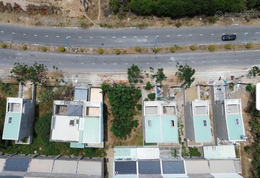 Bán đất mặt tiền dự án phước lộc cần giờ, diện tích 110 m2( 5x22) giá 4,8 ty  0965 004 *** mr huy