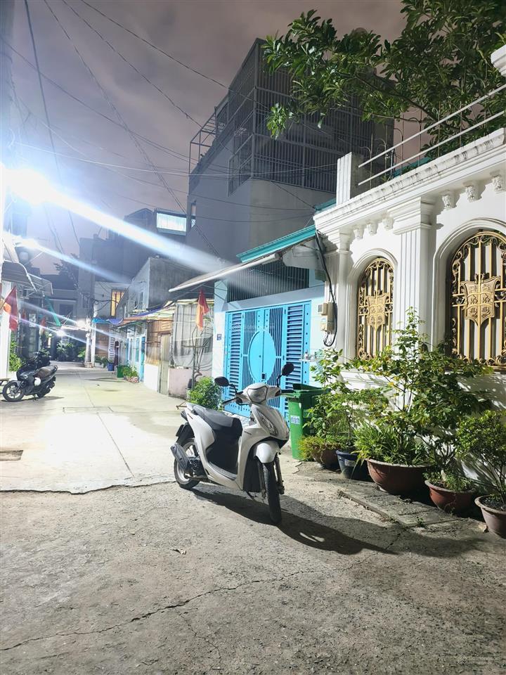 Bán gấp lô đất ngay trường nguyễn hiền, tân thới hiệp 14