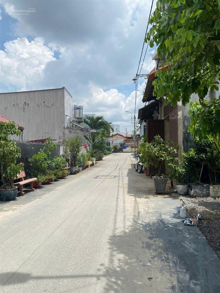 Bán gấp lô đất mt nhánh trung chánh, gần nguyễn hữu cầu, chợ ba bầu