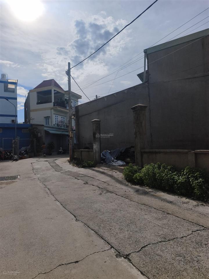 Đất full thổ cư xây dựng tự do q12. vị trí đẹp, đường 6m thoáng, nối dài trần thị hè hiệp thành