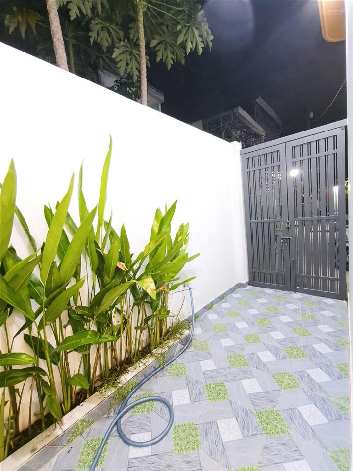 Nhà mới shr hơn 100m2 thới tam thôn, hóc môn bán gấp 4tỷ giảm còn 3,3 tỷ