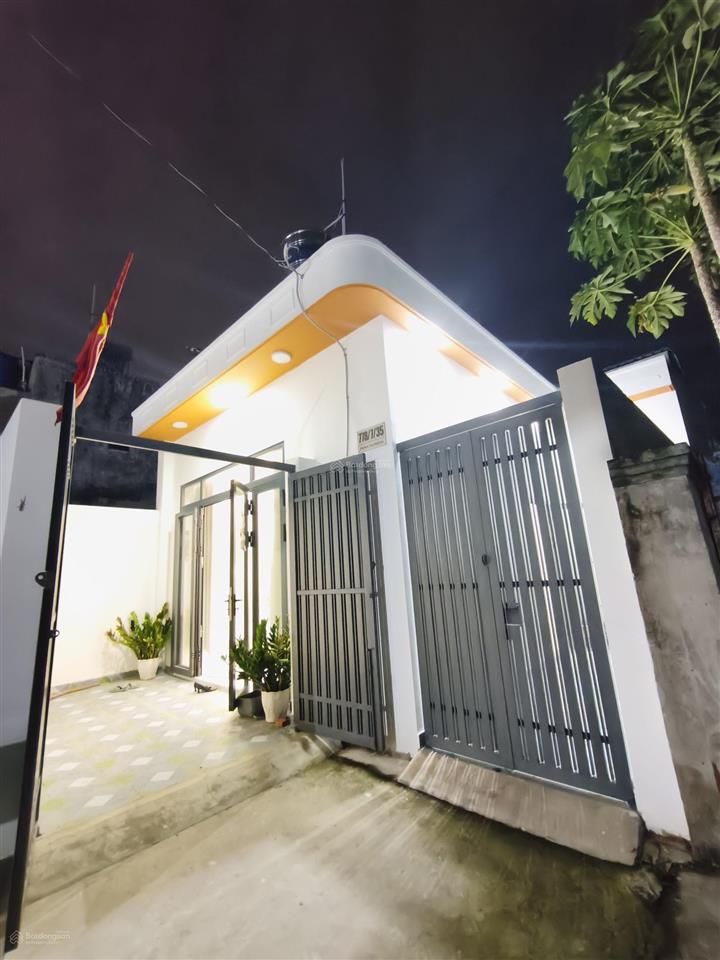 Nhà mới shr hơn 100m2 thới tam thôn, hóc môn bán gấp 4tỷ giảm còn 3,3 tỷ