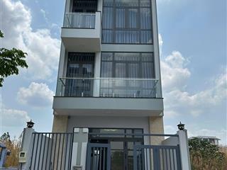Cần bán gấp nhà 4 tầng khu đô thị mới xuân thới đông hóc môn