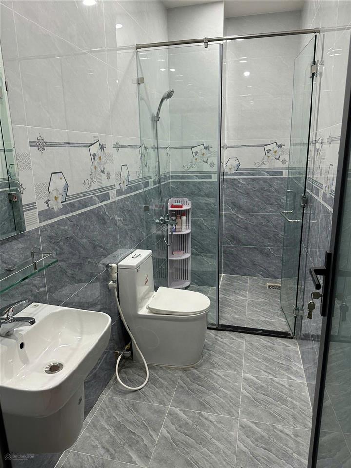 Cần bán gấp nhà 4 tầng khu đô thị mới xuân thới đông hóc môn