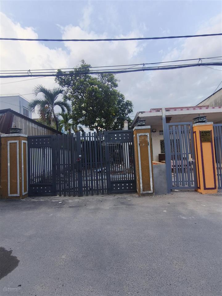 Lô đất ngang 6m ngay gần chợ hóc môn 1 sẹc ngắn trưng nữ vương nở hậu đẹp