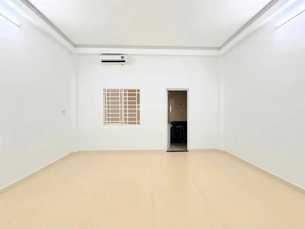 Cho thuê nhà mới 4pn4wc tân chánh hiệp, q12
