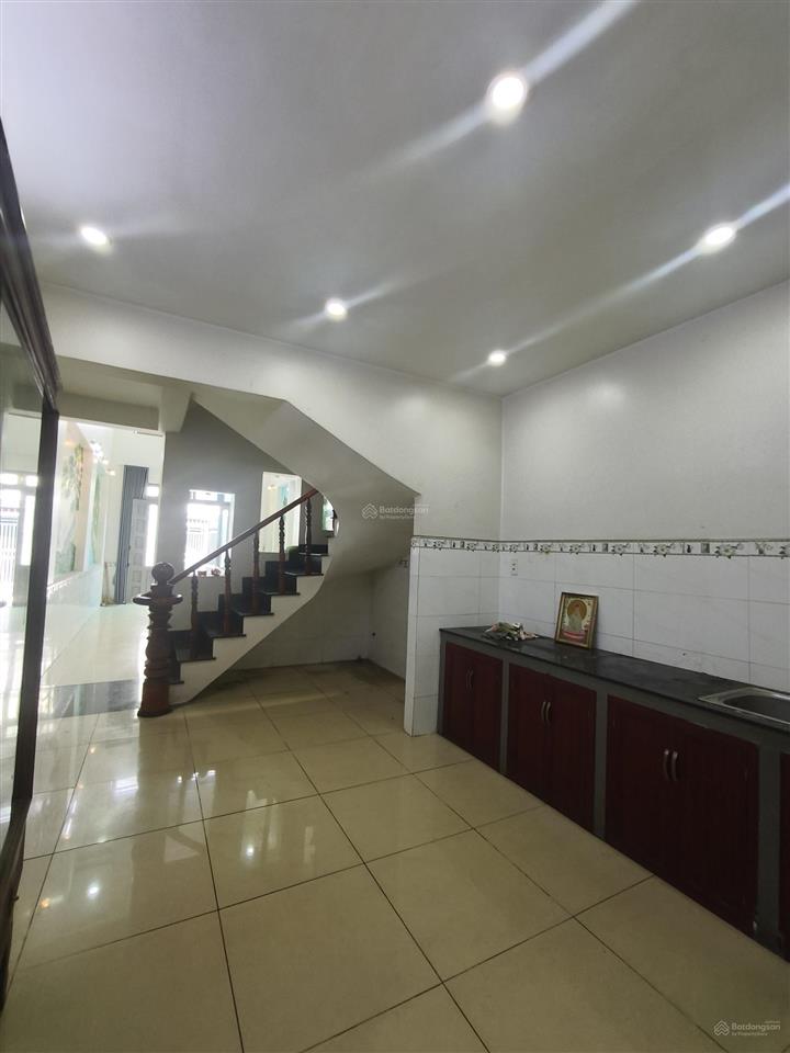 Nhà sổ hồng riêng gần chợ gấu, đông thạnh, hóc môn