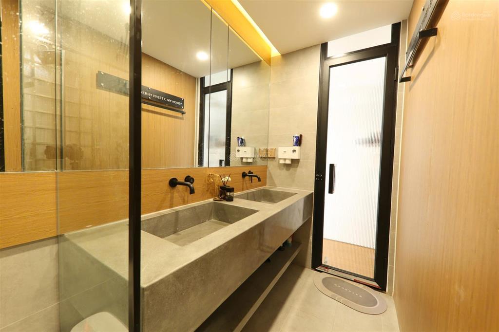 Căn góc c9 sme hoàng gia 119m2 3pn 3wc 2 ban công, full nội thất đẹp y hình vào ở ngay