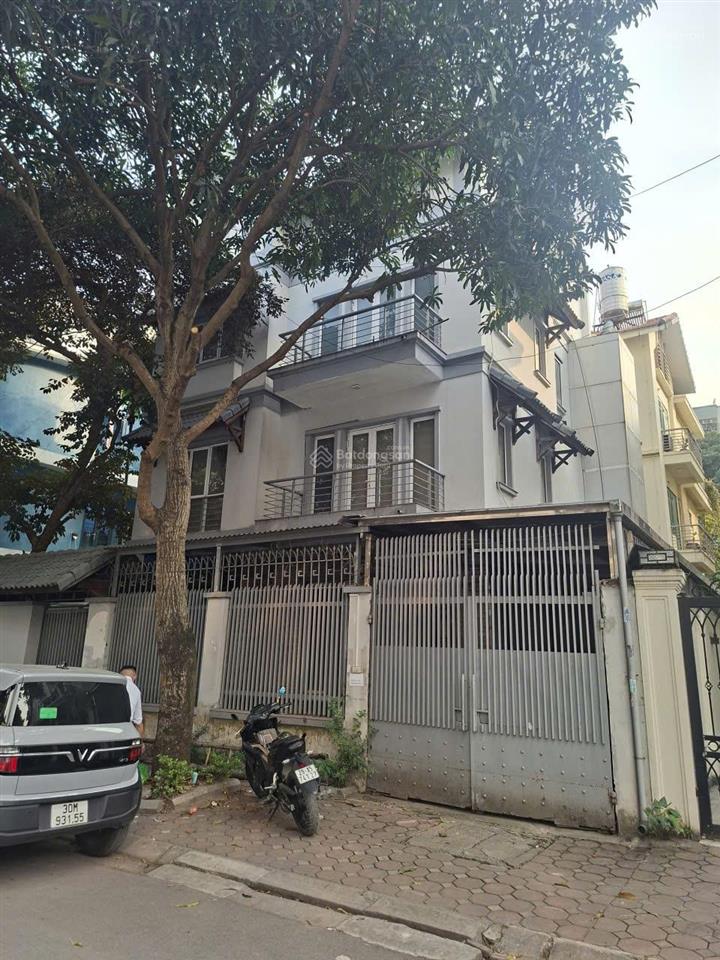 Biệt thự mặt phố thọ tháp sát công viên cầu giấy mt 14m cực hiếm 189m đẳng cấp giao dich chính chủ