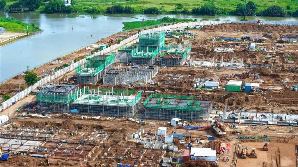 Điều gì khiến cặp căn biệt thự song lập sola trở nên đặc biệt tại the global city?